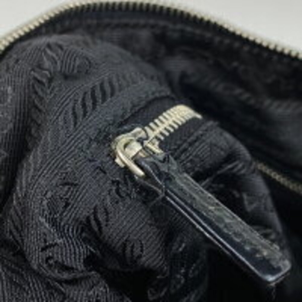 Prada logo plate Crossbody Bag black - Picture 5 of 6